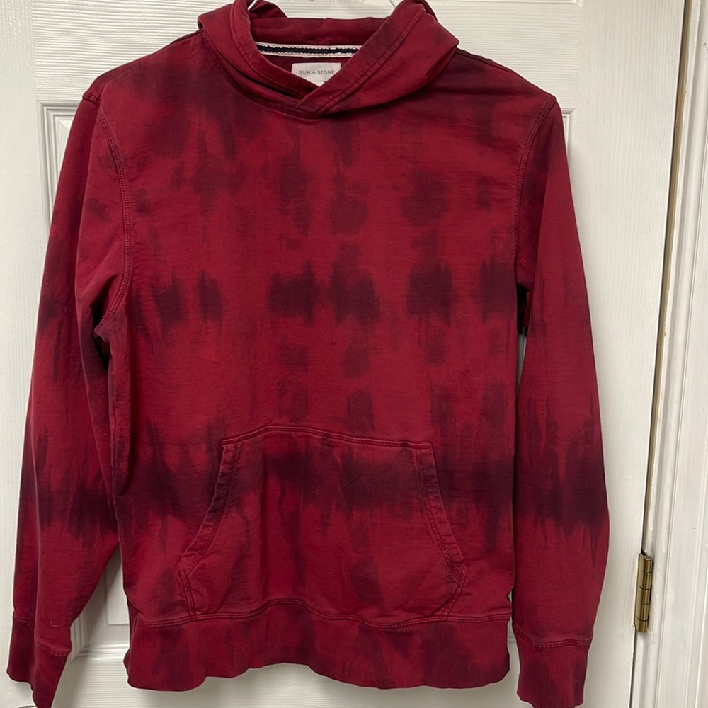 Sun Stone hooded sweatshirt MEDIUM